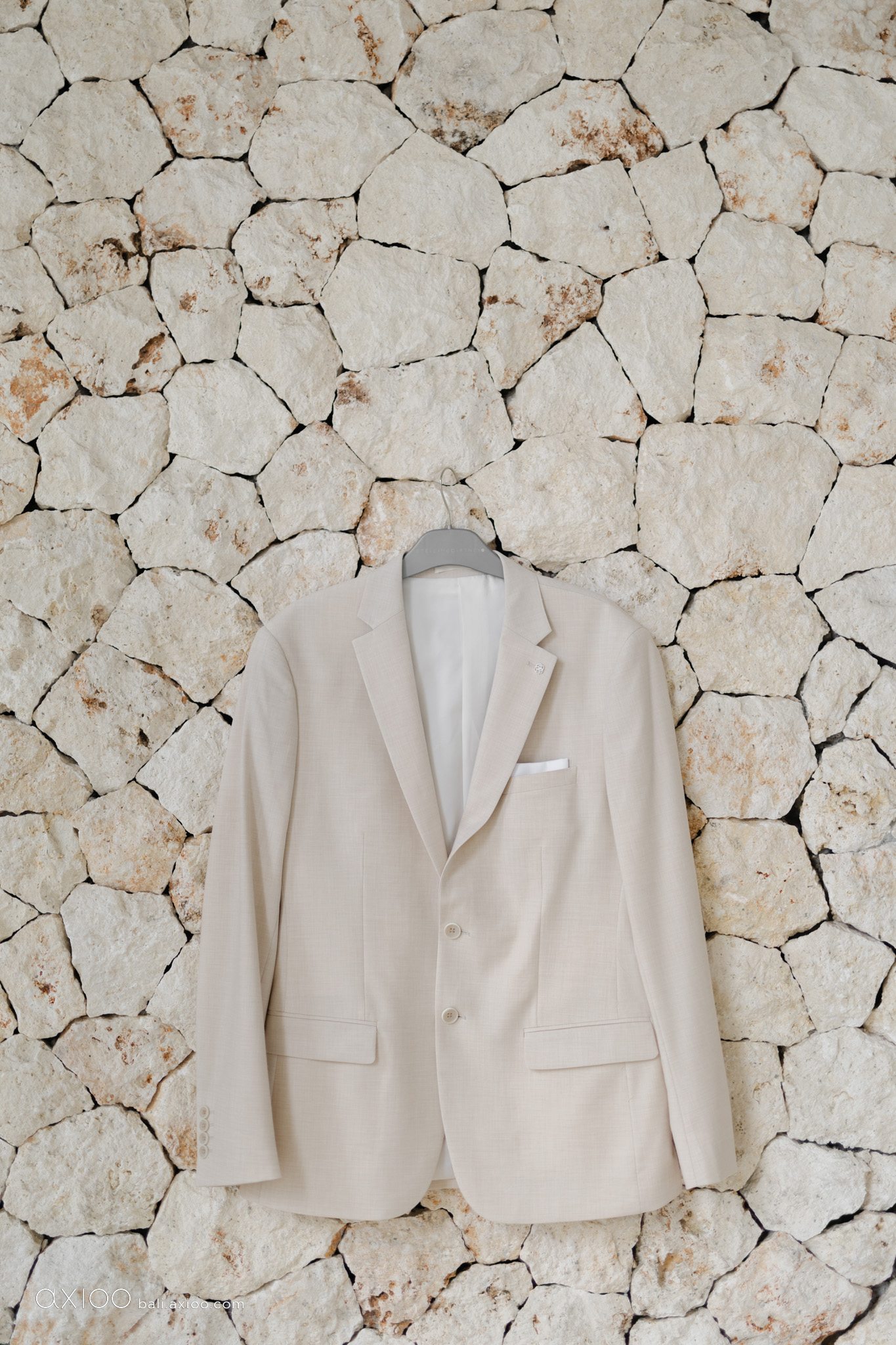 Axioo: A Universe of Love